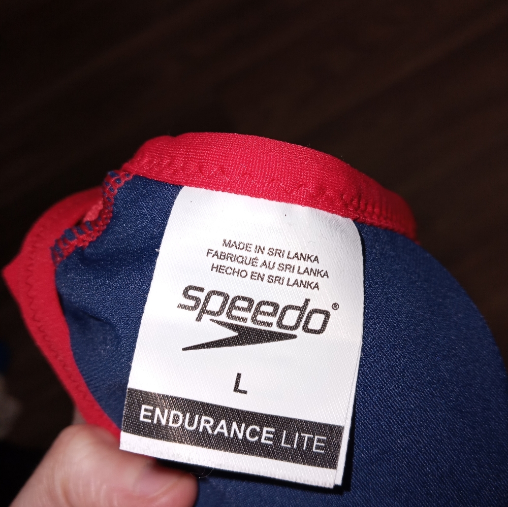 Speedo red bikini top size large swimsuit summer - Picture 3 of 3